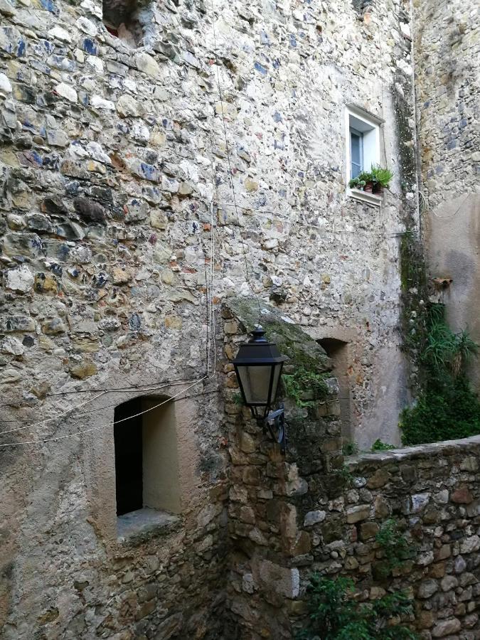 Maison De Ville Typique Mentonnaise Buitenkant foto